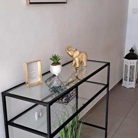 Apartment Apartments Bucica Dvori