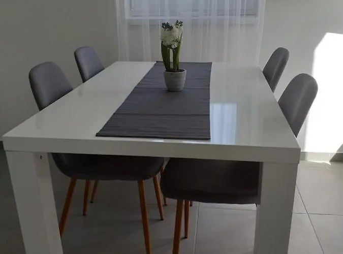 Lägenhet Apartments Bucica Dvori Starigrad Paklenica