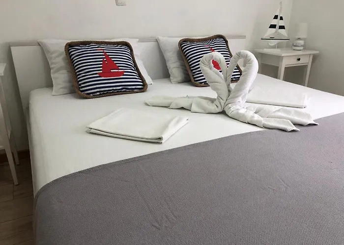 Bucica Dvori Apartamento Starigrad Paklenica