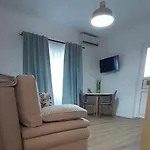 Bucica Dvori Apartament *