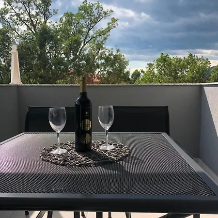 Apartman Bucica Dvori *