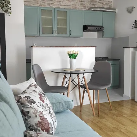 Bucica Dvori Apartman *